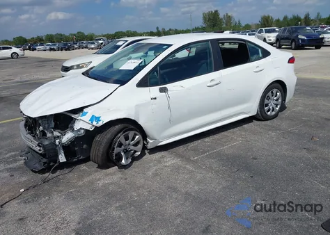 2021 Toyota Corolla Le from USA, damaged, VIN 5YFEPMAE7MP237647